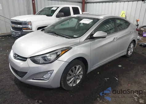 2015 Hyundai Elantra Se z USA, uszkodzony, nr VIN 5NPDH4AE7FH555454